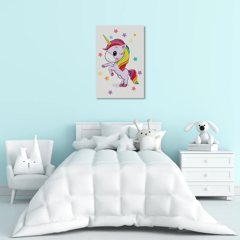 Peinture numérotée avec une licorne colorée dans une chambre d'enfant