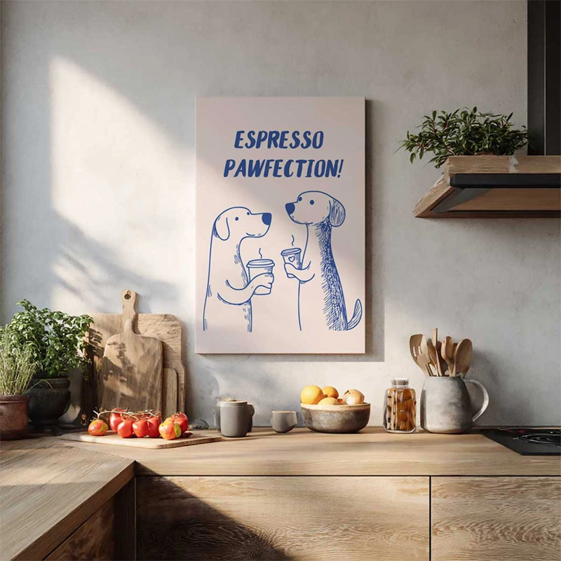 Tableau déco Espresso Pawfection accroché dans une cuisine