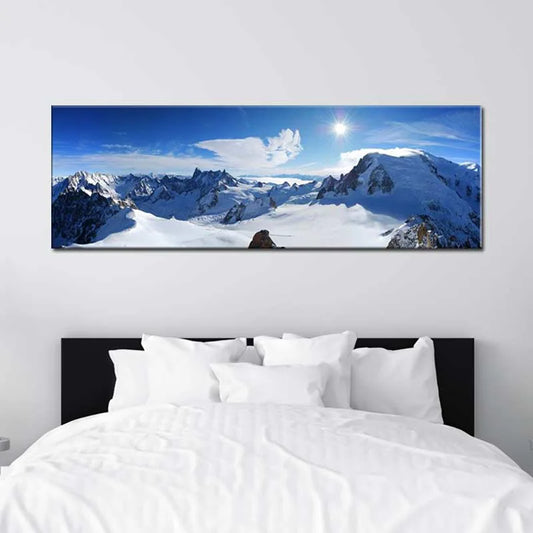 Toile déco Panoramique d'une Montagne Enneigée - TabloDéco.fr