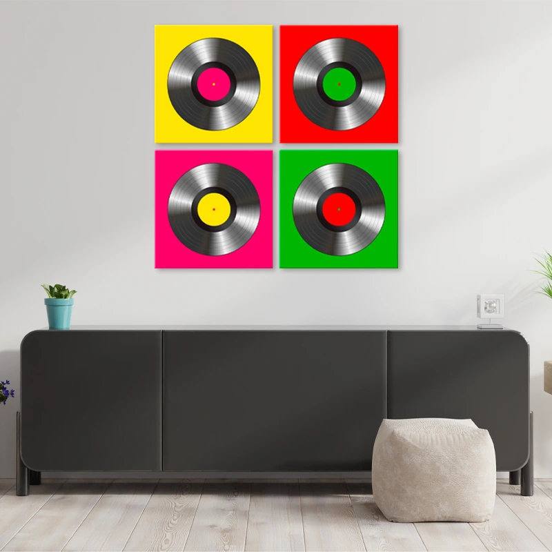 Tableau déco style Pop Art avec Vinyles dans un salon - TabloDéco.fr