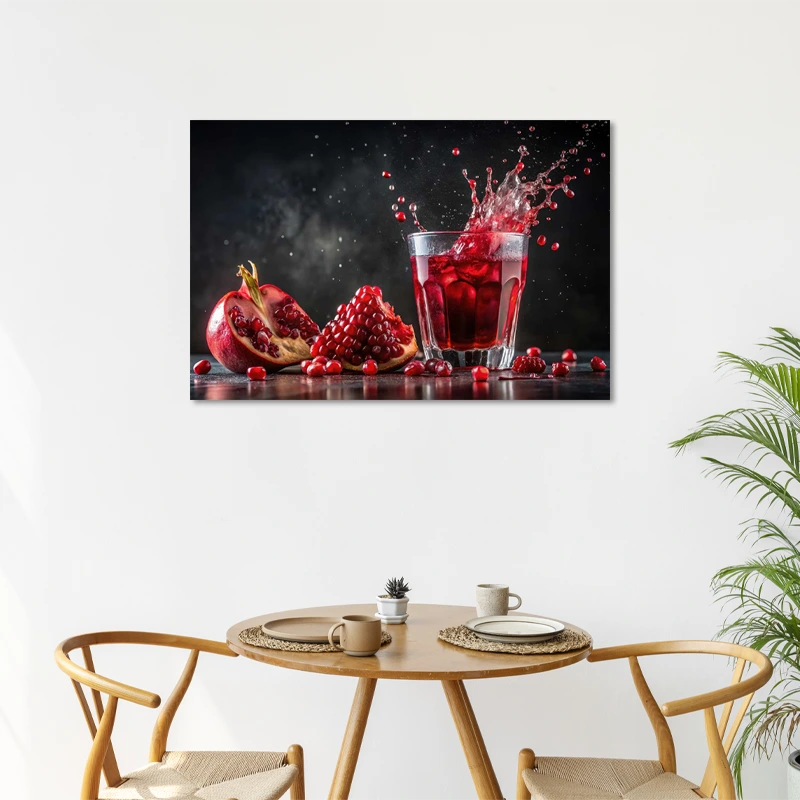 Tableau sur toile d'une Grenade Juteuse dans une cuisine