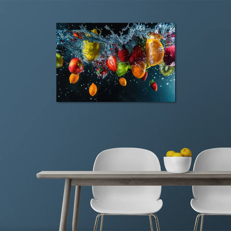 Toile déco avec des Fruits dans l’eau pour la cuisine