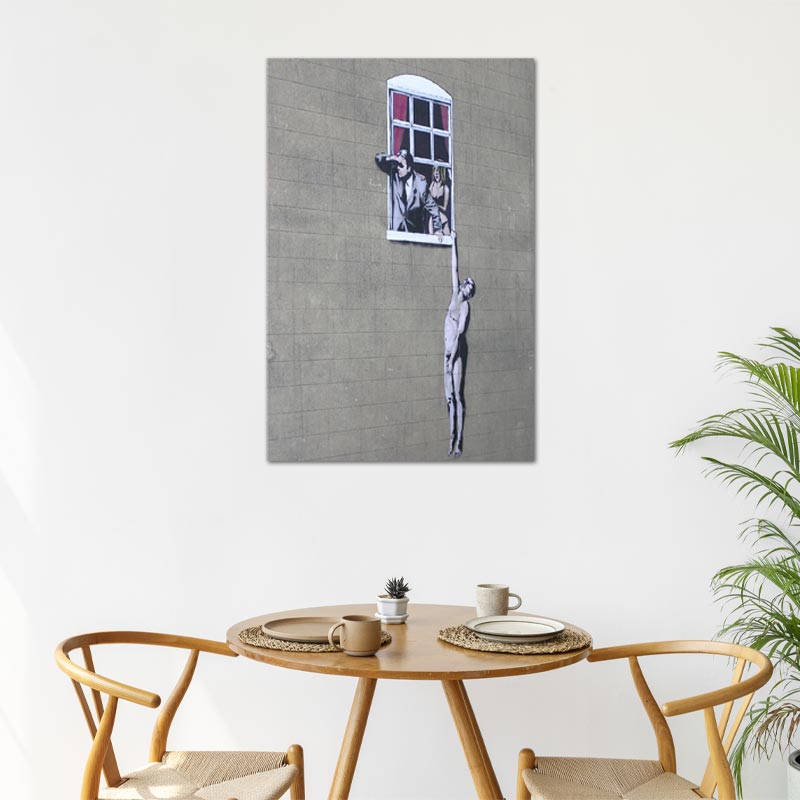 Reproduction sur toile "Well Hung Lover" de Banksy - TabloDéco.fr
